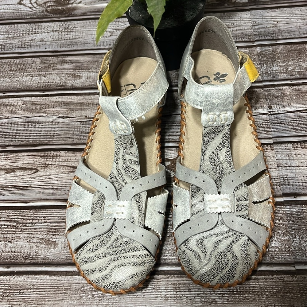 Rieker Silver Leather Closed in Sandal Shoe Women’s Size 39/8 - Picture 5 of 12